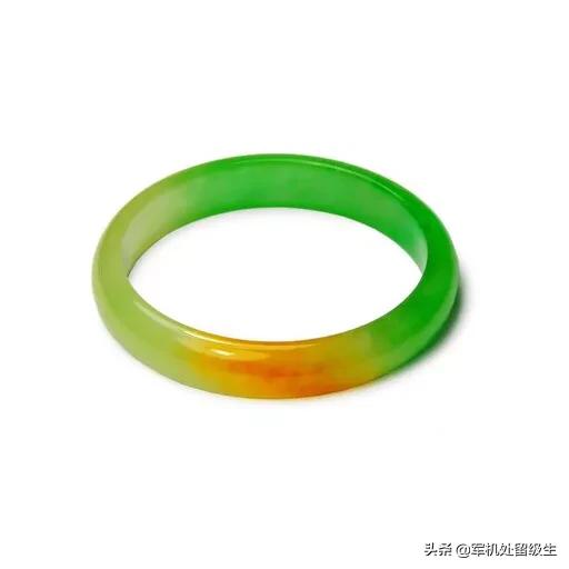 怎样选择玉手镯尺寸,想买玉石手镯，该怎样挑选？