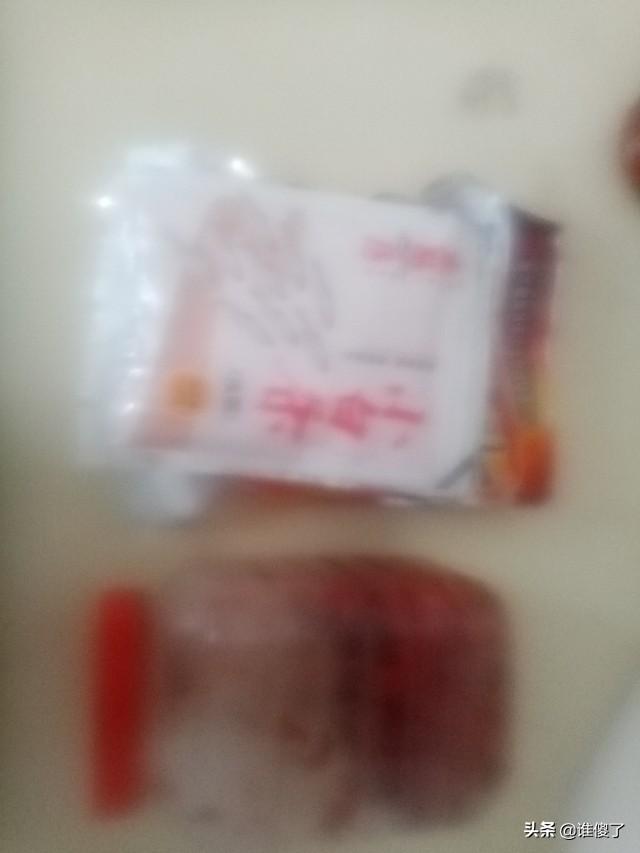 鱼饵料:钓鲫鱼最简单的饵料怎么配？