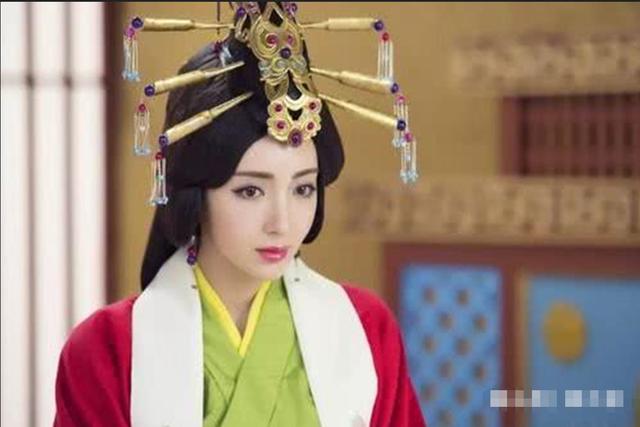 郑恺扮宫女赛天仙:历史上都有哪些荒唐，不符合人伦的事件？