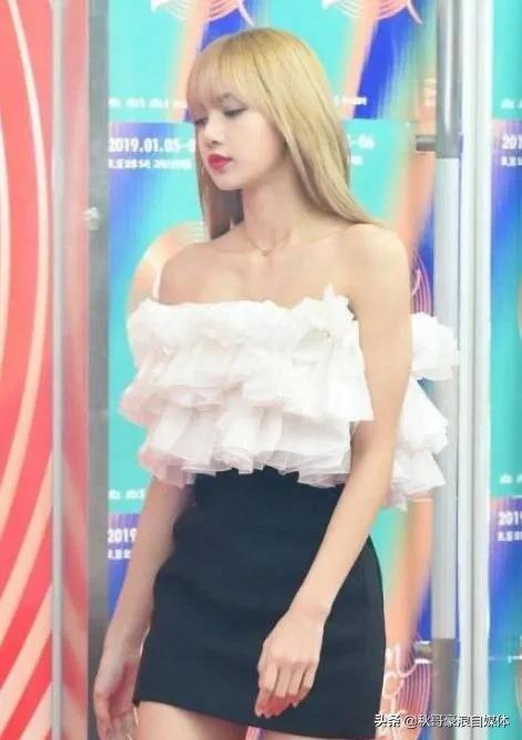 lisa蔡徐坤cp感:《青春有你2》中蔡徐坤和虞书欣有可能在一起吗