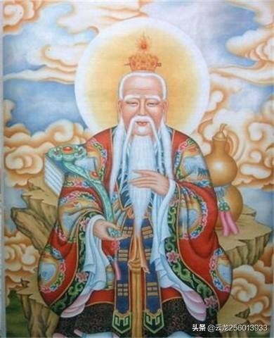 八卦出自:太上老君为何用伏羲创造的八卦，那太上老君没伏羲厉害吗？