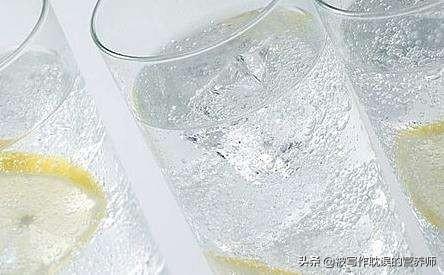 喝苏打水能降低血压和尿酸浓度吗？有何依据？