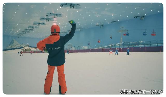 8月份去哪里旅游好(8月份去哪里旅游好玩又凉快的?)