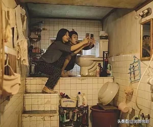 寄生虫剧情:为什么《寄生虫》电影中的富太太“很好骗”
