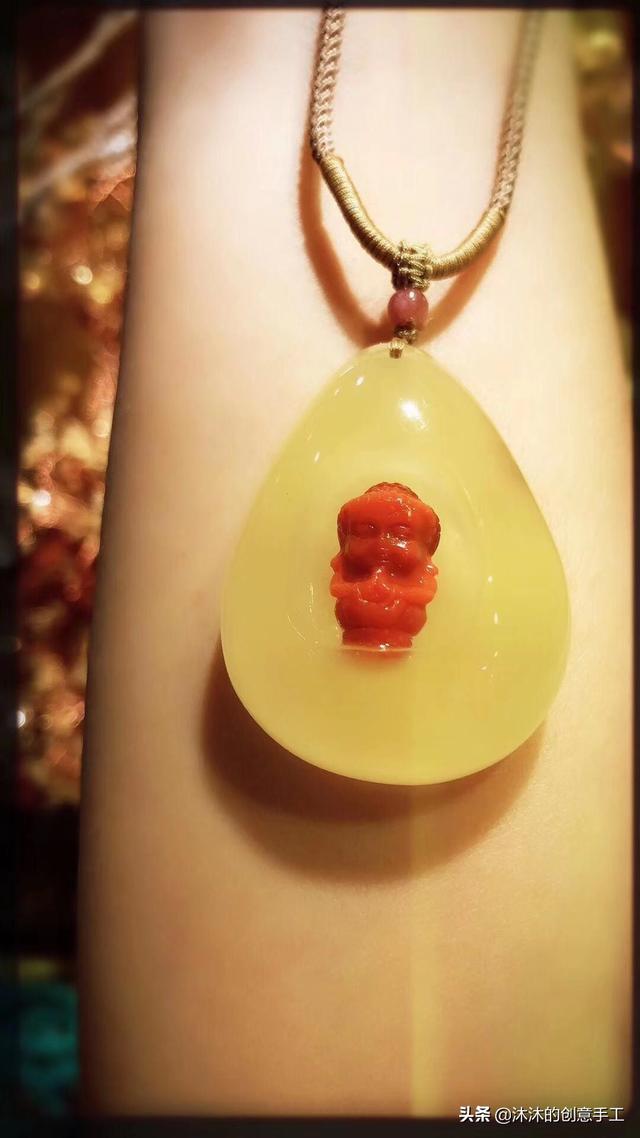 佩戴蓝宝石的神奇功效,蓝宝石和蓝色宝石的区别是什么？