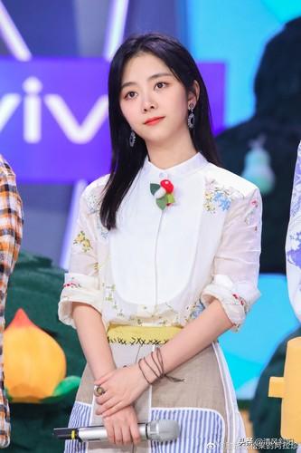 微信名女独特2021最新:有没有女生的微信名字推荐个？