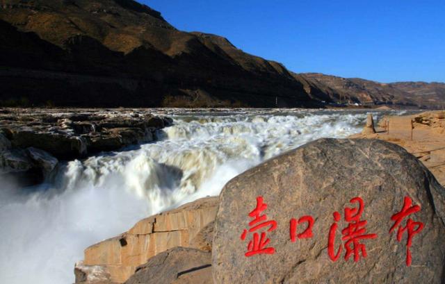 魔鬼水壶瀑布:黄河水为什么会变绿壶口瀑布绿波奔腾，真是“肥水病”的前兆吗