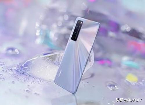 华为nova7和荣耀x10,哪个性价比更好一些？