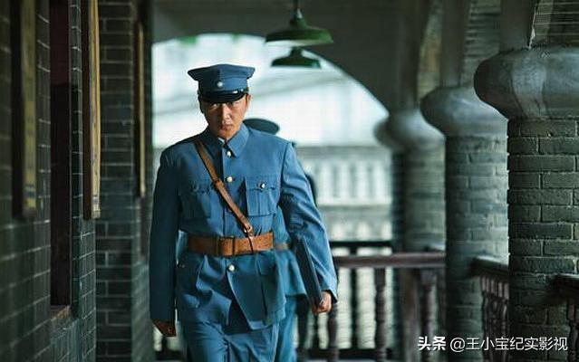 《马上天下》主人公陈秋石与传统革命题材中的英雄有何不同？