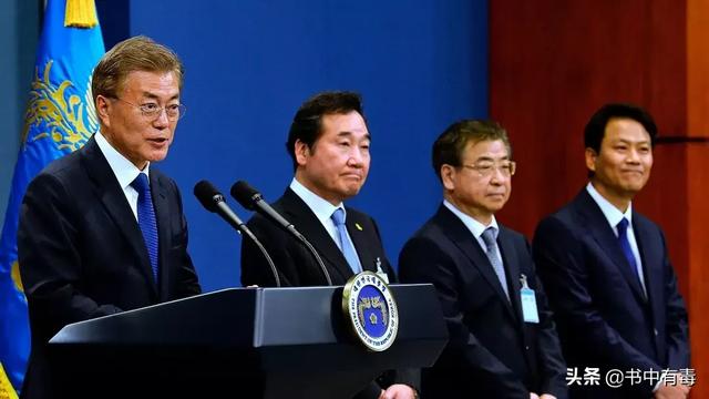 执政四年换了仨总理,文在寅还能挽回人心吗？