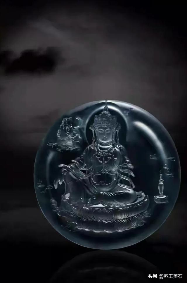 揭阳工翡翠雕刻的特点,揭阳五万能买什么样的翡翠？