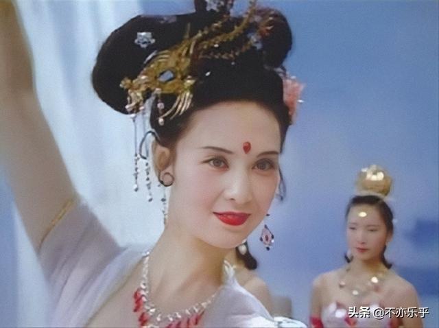 西游记之蜘蛛精:为什么86版西游记嫦娥仙女都长得一般，而蜘蛛精都那么漂亮呢？
