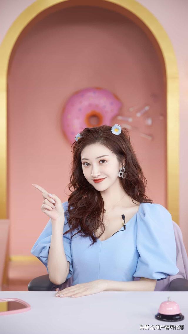 <a href=https://maguai.com/list/256-0-0.html target=_blank class=infotextkey>朋友圈</a>小盆友的文案简约:有哪些适合发<a href=https://maguai.com/list/256-0-0.html target=_blank class=infotextkey>朋友圈</a>的图片或文案？