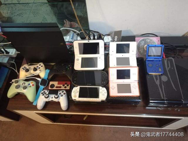现在我已经40岁了为什么还控制不住自己买新游戏机？明知道买到手也没时间和精力玩？