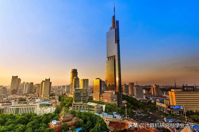 吴孟达年轻时候的图片:近期报道的吴孟达老师是什么人