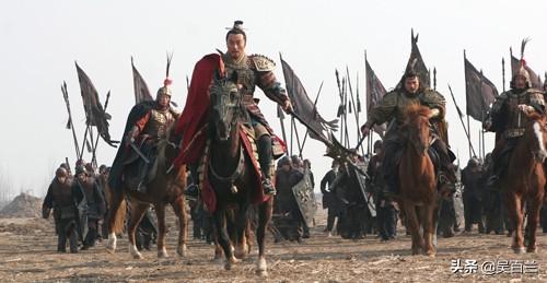 刘邦简介:文韬武略，品格德性都不具备的刘邦，为什么却能成就帝王大业？