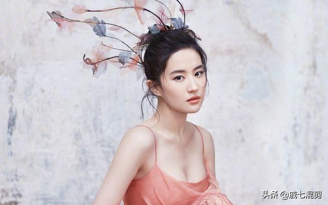 刘亦非图片:刘亦菲有那么好看吗？为什么较多人都认为刘亦菲是绝世美颜？