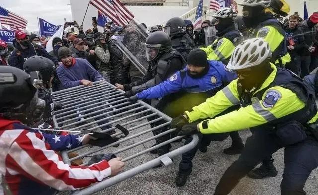 美国大厦设围栏防特朗普支持者闹事，美国美丽风景线之国会山之乱都是特朗普的支持者吗？