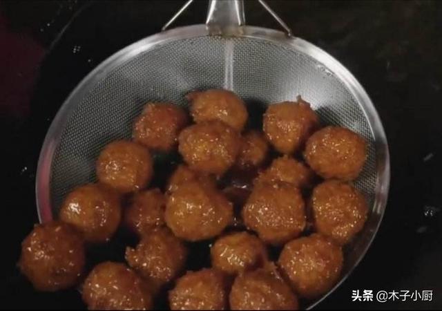 炸肉圆子怎么做才能外酥里嫩