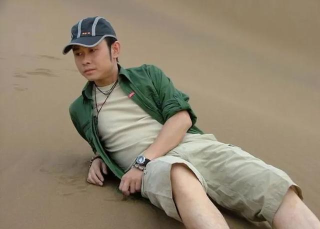 毛宁的老婆:大陆哪些歌手的代表作超过了十首？