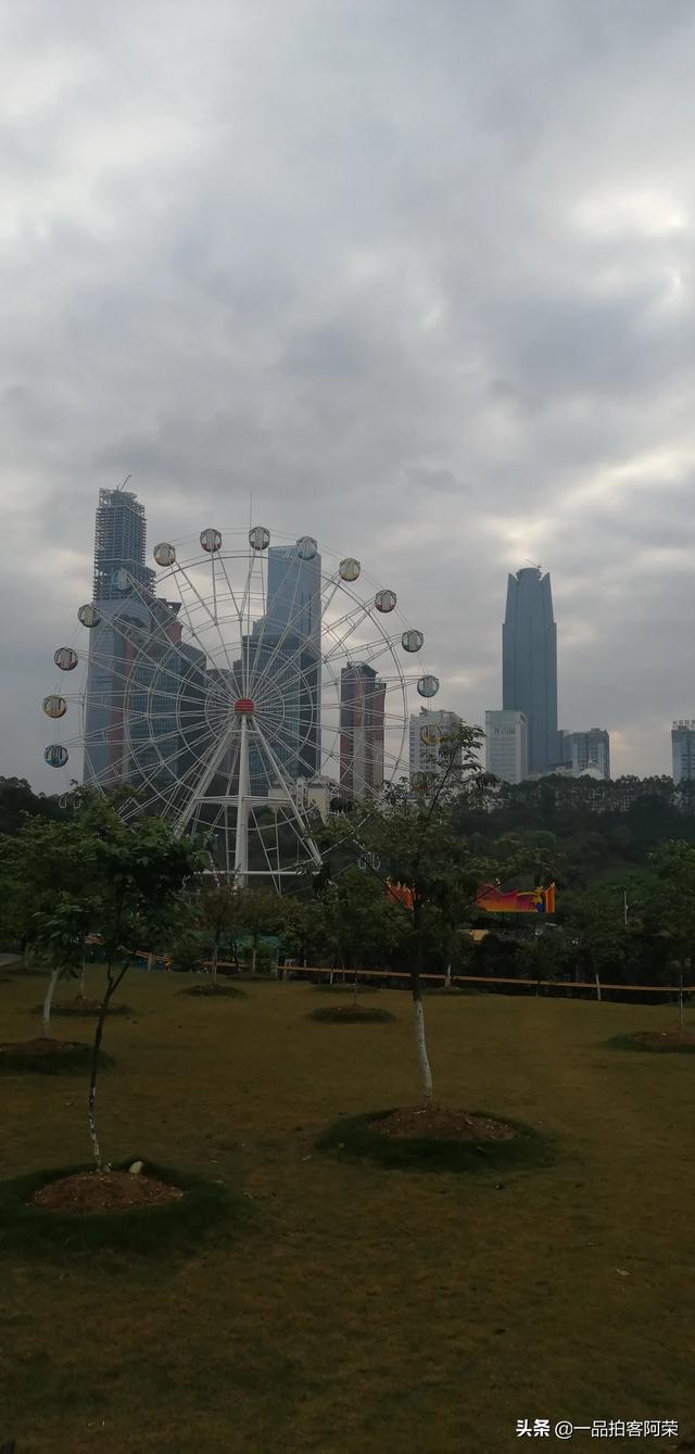 今年过春节,想到外地过,帮忙推荐,哪里好？