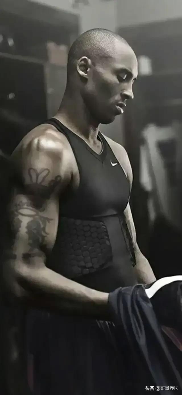 为什么直观上感觉科比的肌肉并不发达,却总有人说他在后卫中力量属于