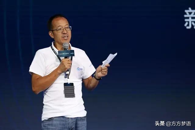 俞敏洪宣布将退休:俞洪敏：“我国一群不读书的教师在教书”真的如此了吗