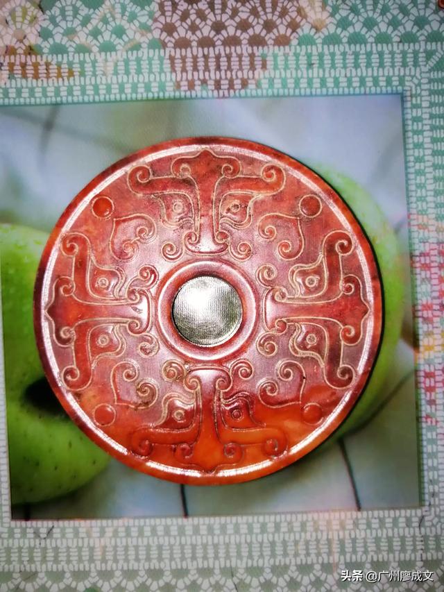 如何看一块玉值不值钱,买了一块玉，大家看看是什么料值多少钱？