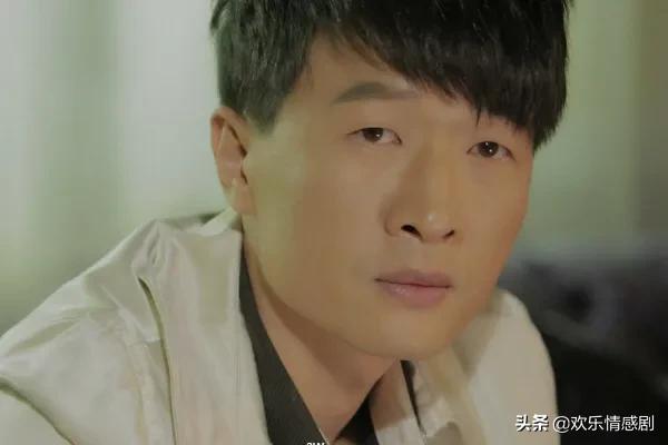 敢爱演员表:电视剧,(敢爱)女王角蕾蕾的扮演者简历