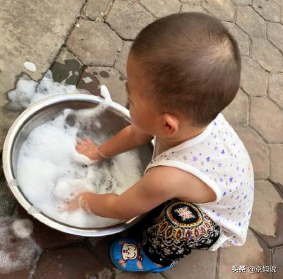 孩子在什么时候断奶最好:多大断奶比较好，有好方法介绍宝宝不找奶妈妈不堵奶的法子吗？