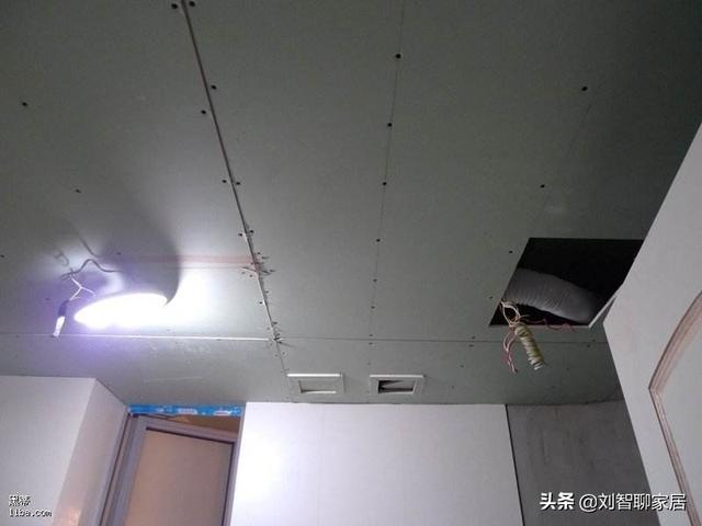 为什么水管现在都流行走顶？插图34