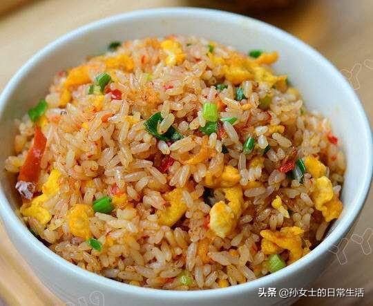 米饭怎么炒好吃？