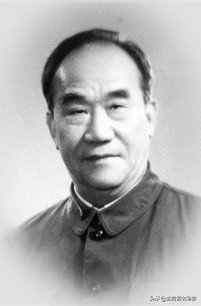 为什么侯宝林生前钦点侯耀文拜已故多年的捧哏名家赵佩茹为师？
