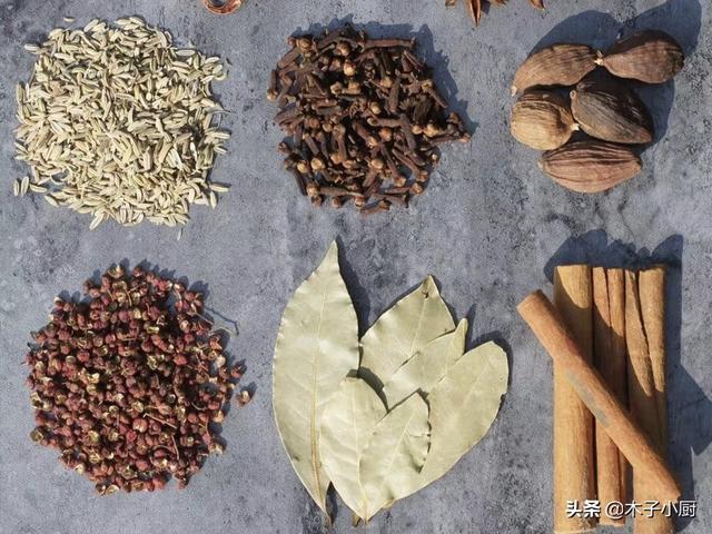 桂皮姜良姜丁香肉蔻茴香砂仁花椒八角做调料各是多少？