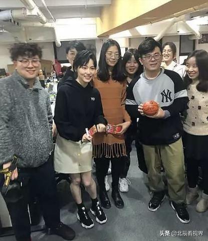 演员成果的老公是谁:范明老婆厉玲资料背景厉玲前夫是谁有几个孩子？