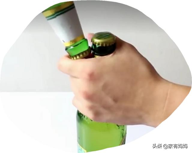 红酒没开瓶器怎么打开,没有开酒器，你都是怎么开酒的？