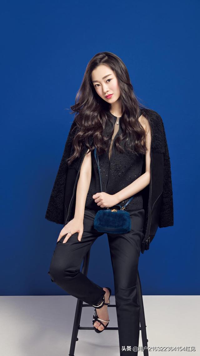 示爱送什么礼物:要跟女孩子表白，<a href=https://maguai.com/list/225-0-0.html target=_blank class=infotextkey><a href=https://maguai.com/list/225-0-0.html target=_blank class=infotextkey>求交往</a></a>，送什么礼物比较好呢？