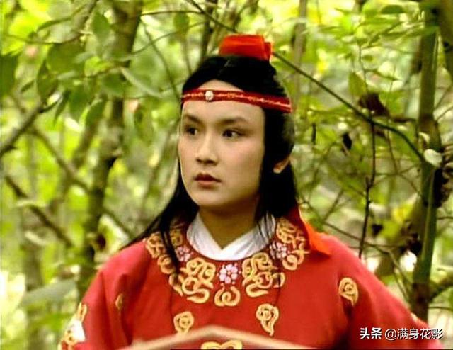 红楼梦中贾宝玉的女性观是怎样的