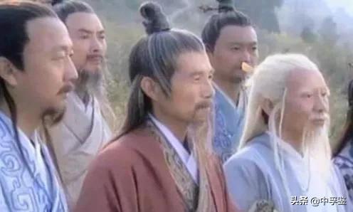 原始天尊的徒弟:封神演义中，为什么十二金仙不听玉帝的旨意，到天庭去任职