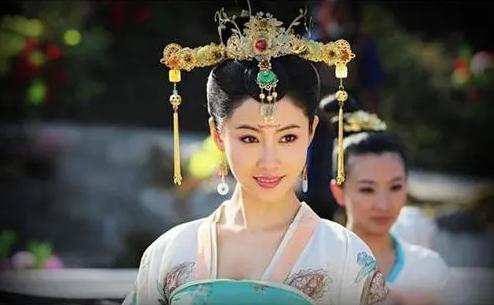 李世民有几个老婆:李渊李世民父子娶了多少仇家的妻女？夜里能睡得安稳吗？