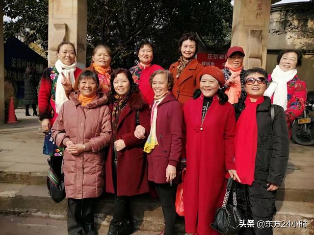 经常把自己照片发朋友圈的人是出于怎么样的心理？