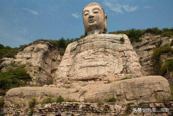 乐天大佛灵异事件:乐山大佛4次闭眼，为什么一个石雕像也会有动作？