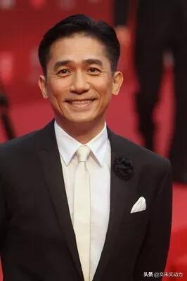 坏男人是怎么撩妹子的？年龄小经历少不懂事？