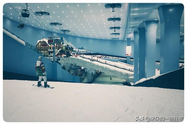 8月份去哪里旅游好(8月份去哪里旅游好玩又凉快的?)