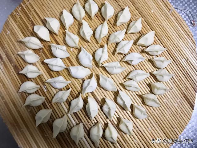 扁食蚂蚁庄园:我们把饺子叫做扁食，你们那里叫做什么？