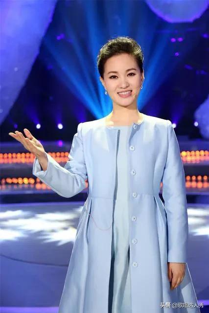 车智妍:雷佳和王丽达，到底谁可以成为75后民族唱法“一姐”呢？