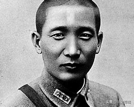 康泽其人:能否以樱花为主题写一篇古风虐心小说呢？