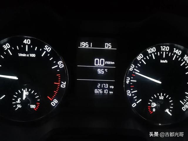 想买一部十万左右的车,有什么品牌的车可以推荐？