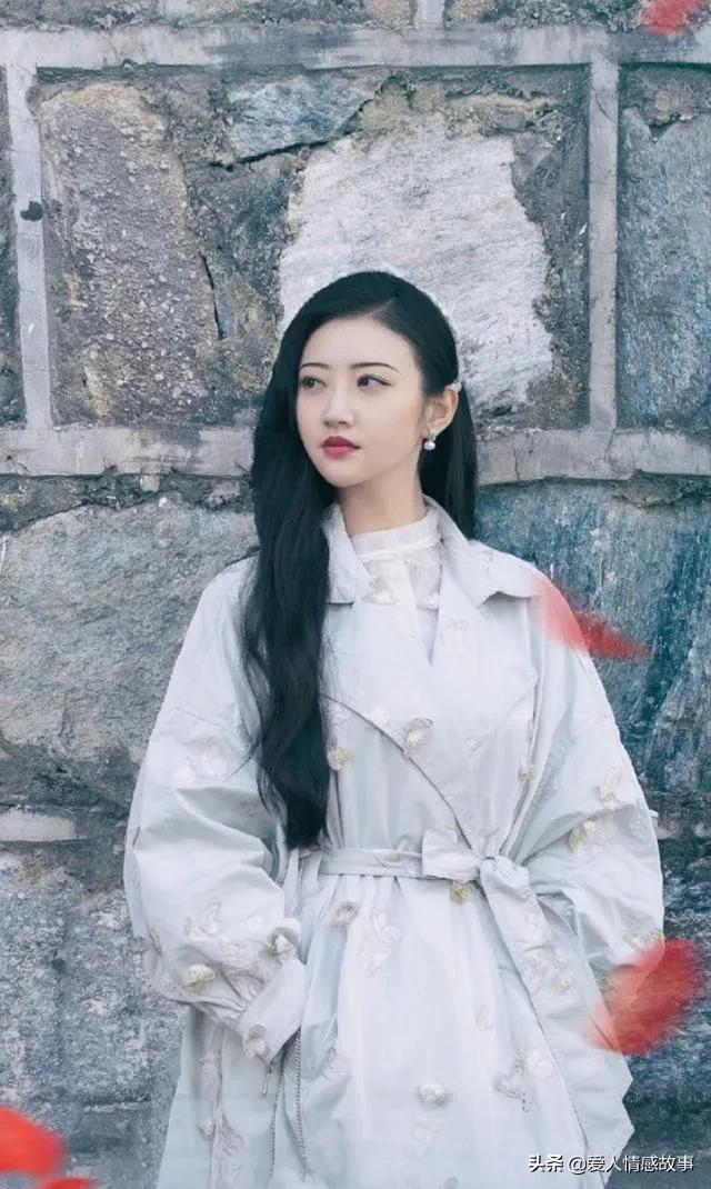 景甜的真正老公是谁:杨颖和刘亦菲，景甜谁的演技更好
