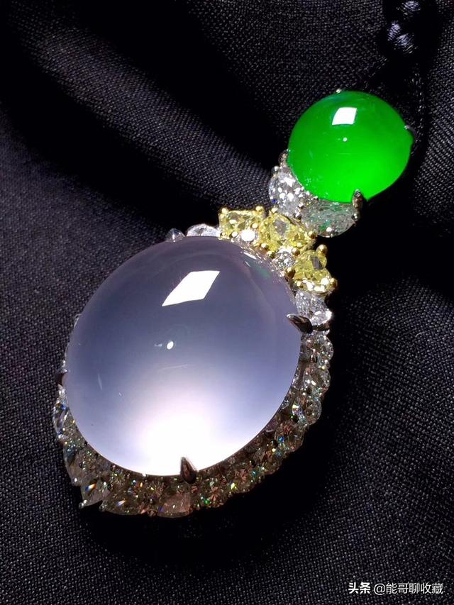 翡翠如何介绍,收藏翡翠的人到底收藏的是翡翠的什么特性？